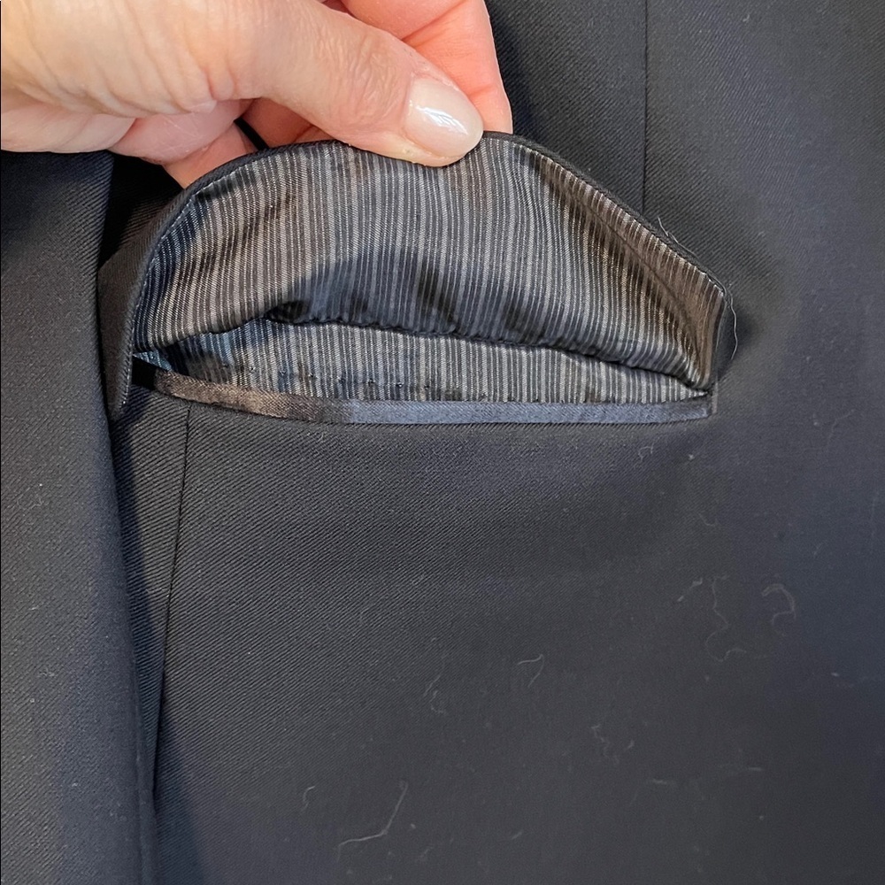 NWOT Calvin Klein 100% Wool Slim Fit Classic Black Blazer Satin Accent, Size 10 - Picture 5 of 12
